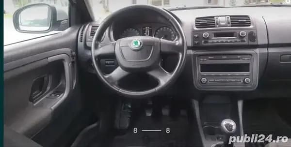 Second-hand Skoda Fabia 55 CP (40 kW) 2011 Gri Berlinǎ