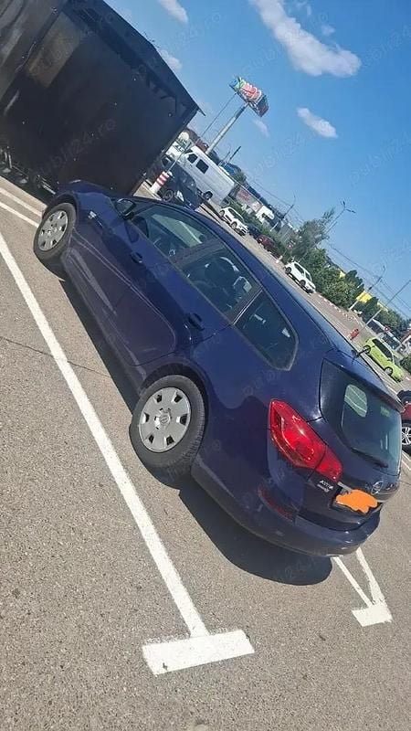 Second-hand Opel Astra 110 CP (80 kW) 2012 Hatchback