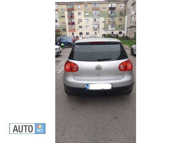 Second-hand VW Golf IV 140 CP (102 kW) 2005 Gri Hatchback