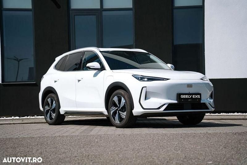 Second-hand Geely EX5 160 kW (218 CP) 2025 Culoarealb SUV