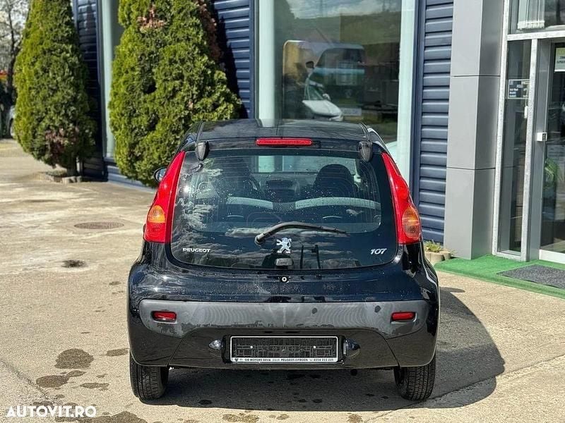 Second-hand Peugeot 107 Filou 68 CP (50 kW) 2011 Culoarenegru Hatchback