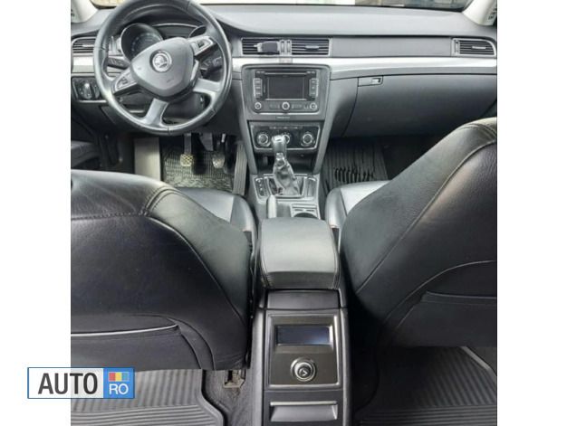 Second-hand Skoda Superb 105 CP (77 kW) 2014 Negru