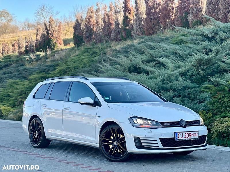 Culoarealb Utilizat 2016 VW Golf VII GTD Break | 10.890 EUR (Preț bun) - Imagine 1/4