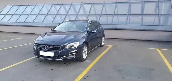 Second-hand Volvo V60 288 CP (211 kW) 2014 Albastru Break