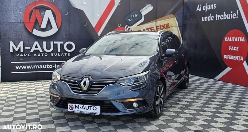 Culoarealte culori Utilizat 2019 Renault Mégane IV Bose Edition Hatchback | 8.490 EUR (Preț bun) - Imagine 1/4