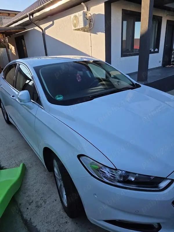 Alb Utilizat 2018 Ford Mondeo Berlinǎ | 14.500 EUR (Scump) - Imagine 1/4