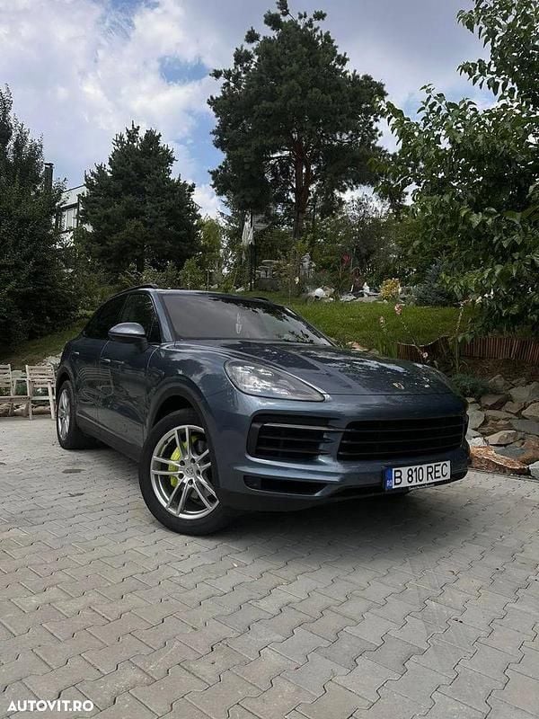 Albastru Utilizat 2018 Porsche Cayenne SUV | 43.200 EUR (Preț OK) - Imagine 1/4