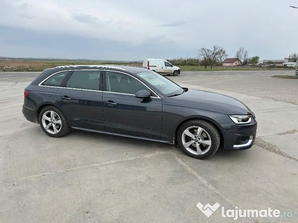 Second-hand Audi A4 150 CP (110 kW) 2021 Gri Break
