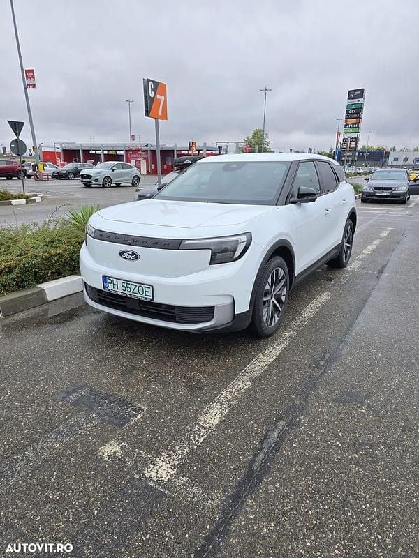 Second-hand Ford Explorer Extended Range 250 kW (340 CP) 2025 Culoarealb SUV