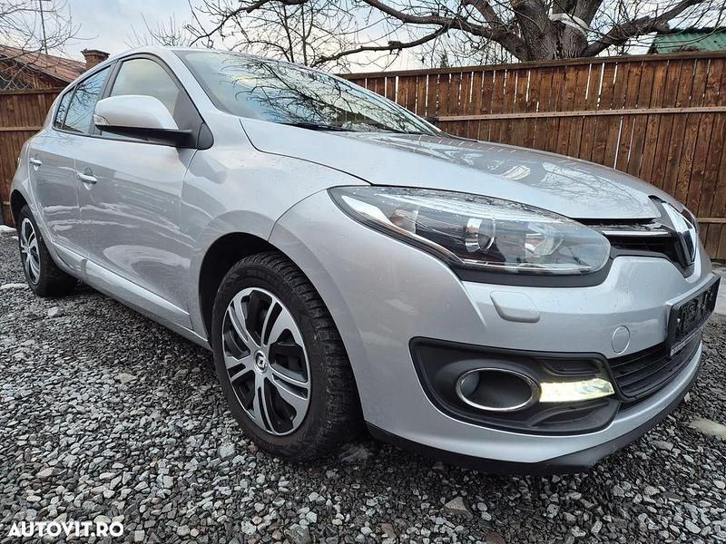 Second-hand Renault Mégane III 115 CP (84 kW) 2014 Culoaregri Hatchback