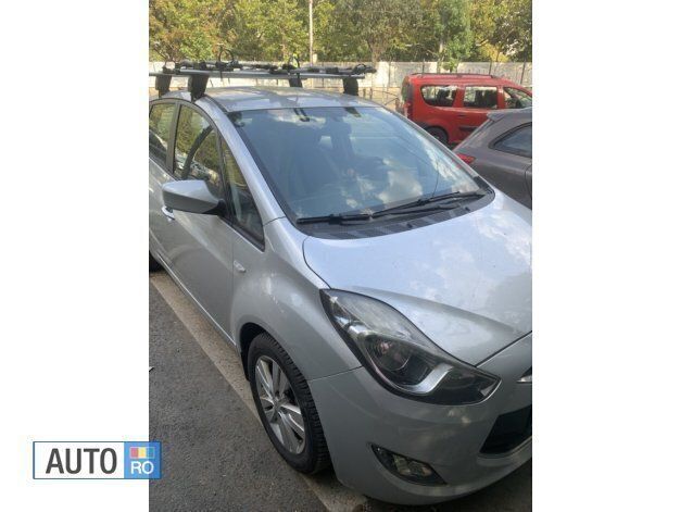 Second-hand Hyundai ix20 90 CP (66 kW) 2011 Gri Hatchback