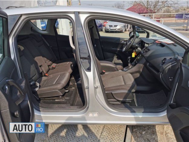 Second-hand Opel Meriva 95 CP (69 kW) 2011 Argintiu Monovolum