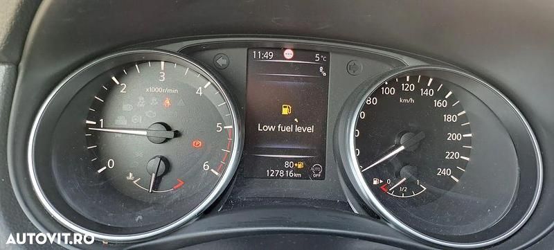 Second-hand Nissan Qashqai Tekna 114 CP (83 kW) 2018 Culoaremaro SUV