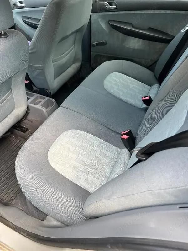 Gri Utilizat 2001 Skoda Fabia Hatchback | 1.500 EUR (Preț OK) - Imagine 1/4