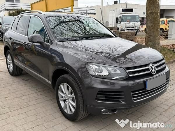 Gri Utilizat 2011 VW Touareg SUV | 7.250 EUR - Imagine 1/4