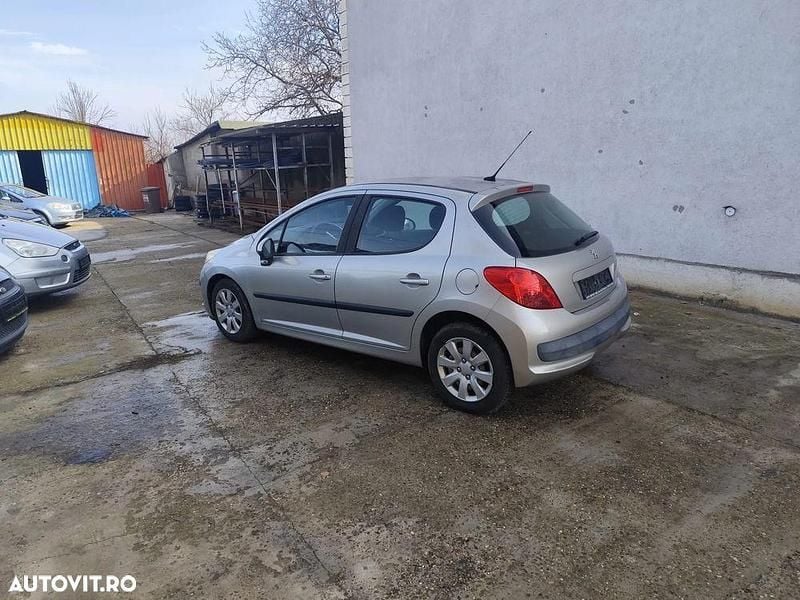 Second-hand Peugeot 207 Filou 73 CP (53 kW) 2007 Culoareargint