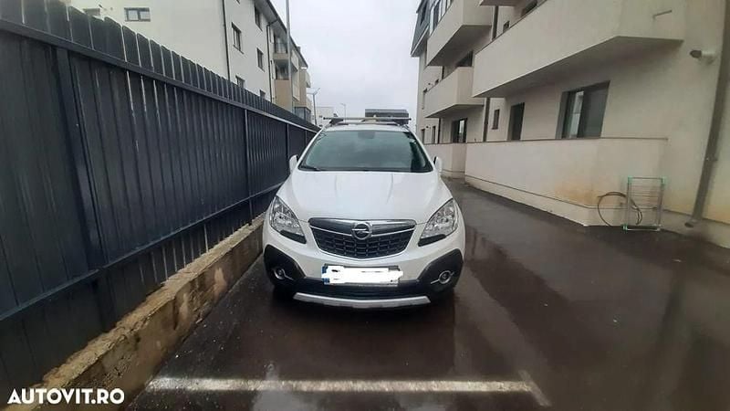 Culoarealb Utilizat 2014 Opel Mokka Cosmo SUV | 7.600 EUR (Preț OK) - Imagine 1/4