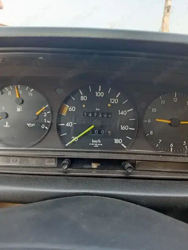 Utilizat 1989 Mercedes 190 Berlinǎ | 3.500 EUR - Imagine 1/4