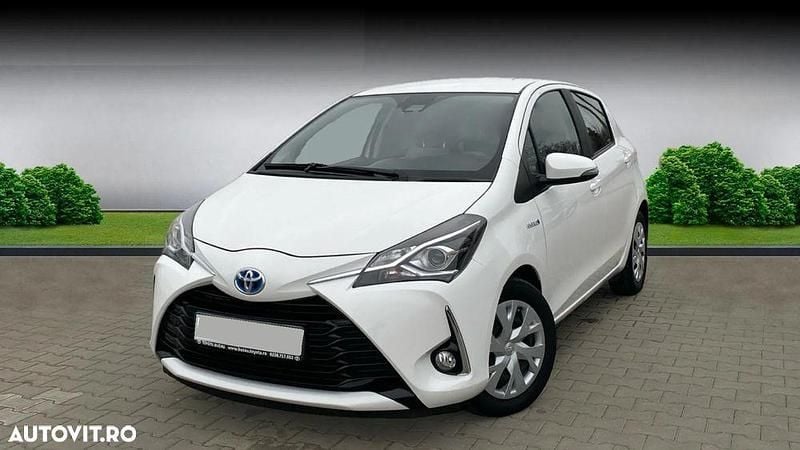 Culoarealb Utilizat 2019 Toyota Yaris Hybrid Active | 13.900 EUR (Preț OK) - Imagine 1/4