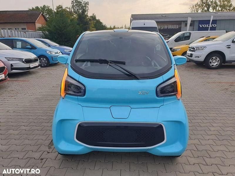 Second-hand XEV Yoyo 14 kW (20 CP) 2023 Culoarealbastru Hatchback