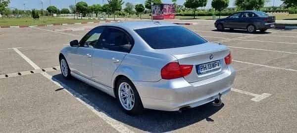 Gri Utilizat 2011 BMW 318 Berlinǎ | 4.800 EUR (Preț OK) - Imagine 1/4