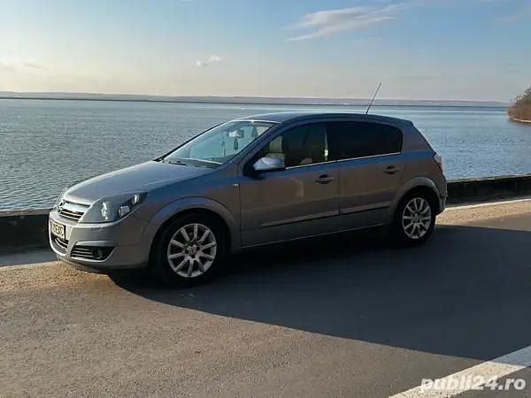 Utilizat 2004 Opel Astra Hatchback | 2.100 EUR (Puțin scump) - Imagine 1/4