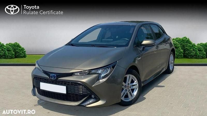 Verde Utilizat 2021 Toyota Corolla Business Edition Hatchback | 19.900 EUR (Preț OK) - Imagine 1/4