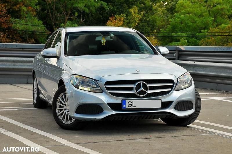 Albastru Utilizat 2014 Mercedes C220 Avantgarde Berlinǎ | 13.590 EUR (Puțin scump) - Imagine 1/4