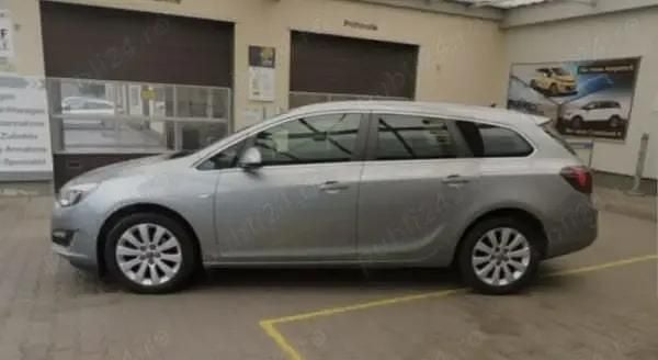 Argintiu Second-hand 2014 Opel Astra Sport Break | 5.900 EUR (Preț OK) - Imagine 1/4