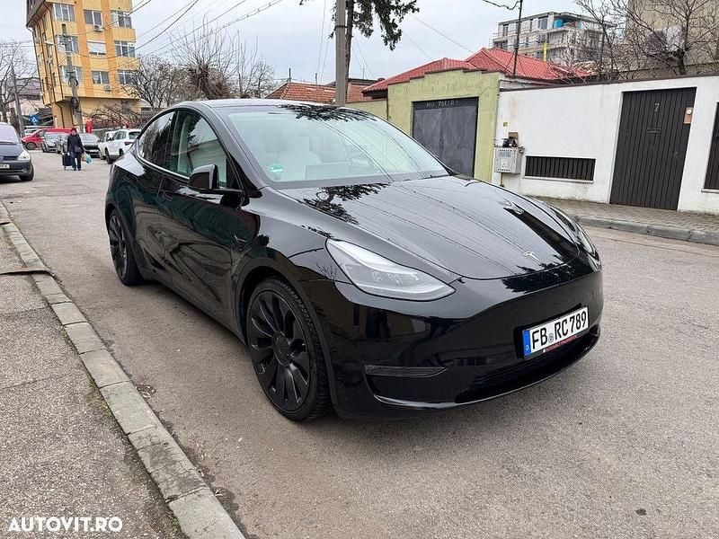 Second-hand Tesla Model Y Performance 392 kW (534 CP) 2023 Culoarenegru SUV