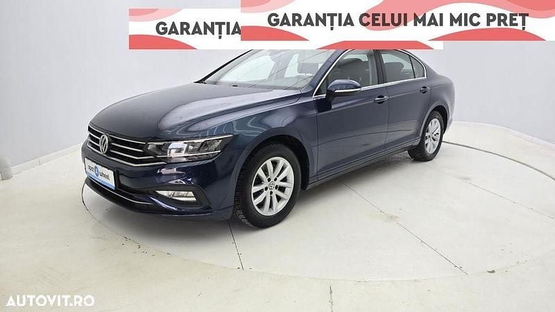 Albastru Utilizat 2020 VW Passat Comfortline Berlinǎ | 19.450 EUR (Preț OK) - Imagine 1/3