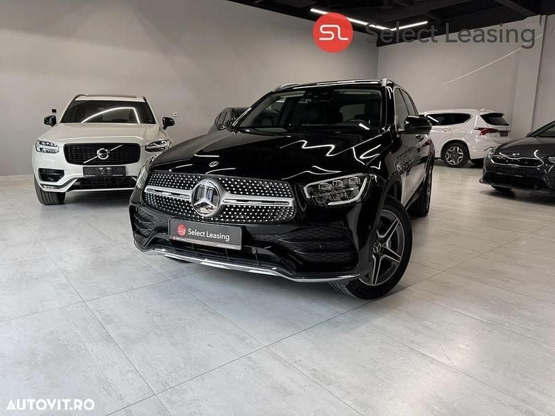 Culoarenegru Utilizat 2021 Mercedes GLC300e AMG line SUV | 39.761 EUR (Preț OK) - Imagine 1/4