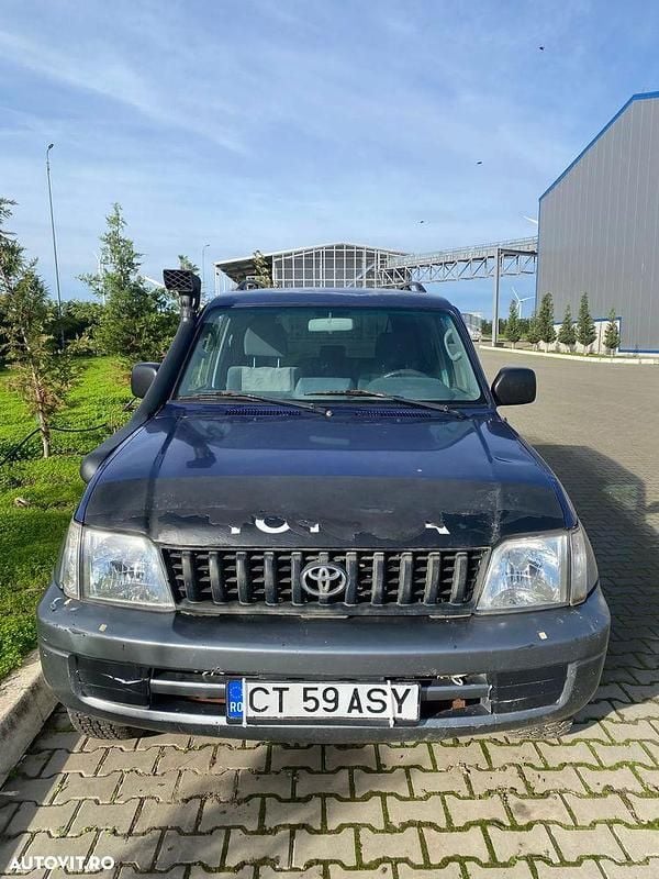 Culoarealbastru Utilizat 2000 Toyota Land Cruiser SUV | 4.900 EUR (Preț OK) - Imagine 1/4