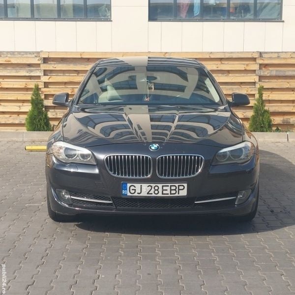 Gri Utilizat 2012 BMW 520 Berlinǎ | 11.700 EUR (Preț OK) - Imagine 1/4