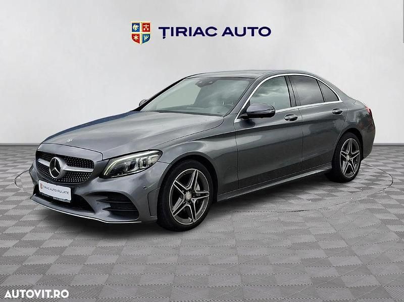 Culoaregri Utilizat 2018 Mercedes C400 Berlinǎ | 32.900 EUR - Imagine 1/4