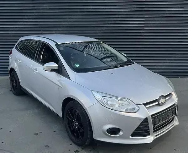 Utilizat 2013 Ford Focus Break | 4.690 EUR (Preț OK) - Imagine 1/4