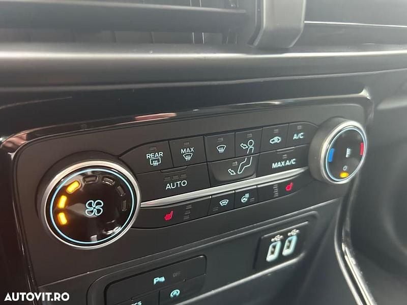 Second-hand Ford Ecosport Titanium 125 CP (91 kW) 2019 Culoarealbastru SUV