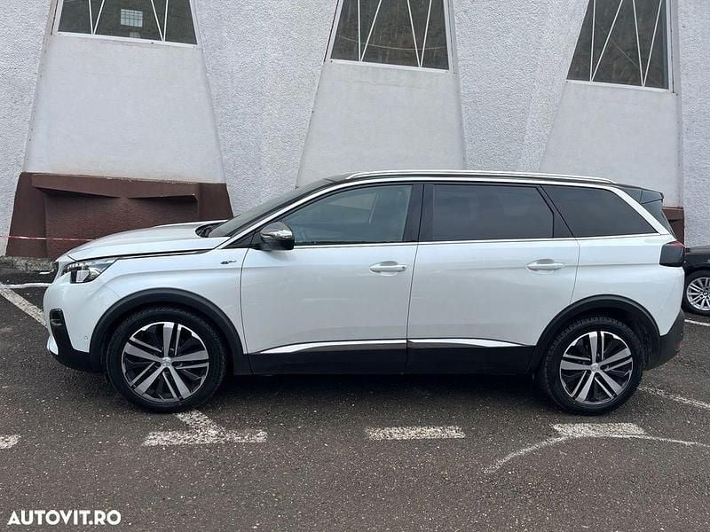 Second-hand Peugeot 5008 GT 180 CP (132 kW) 2018 Culoarealb SUV