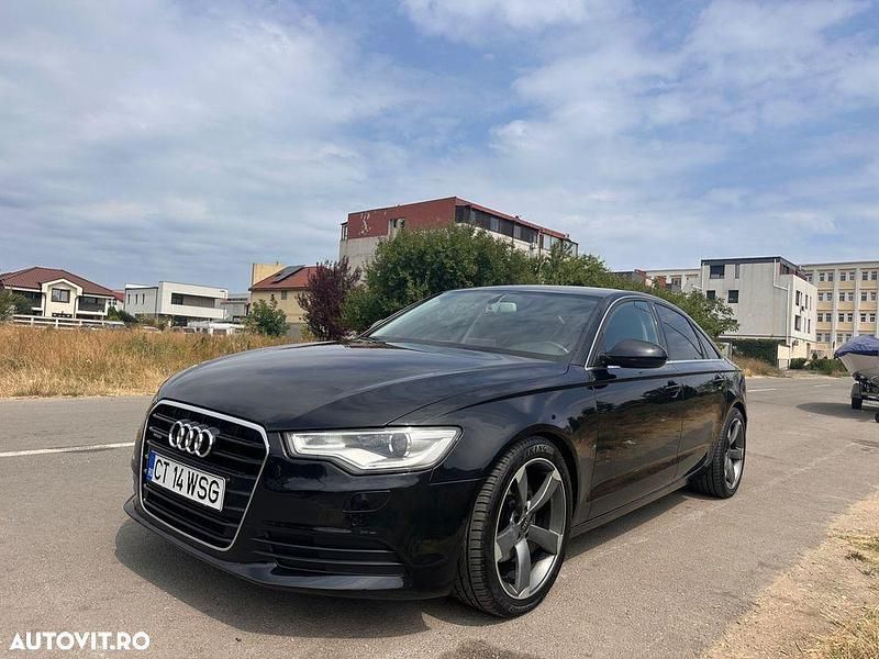 Culoarenegru Utilizat 2014 Audi A6 Berlinǎ | 9.900 EUR - Imagine 1/4
