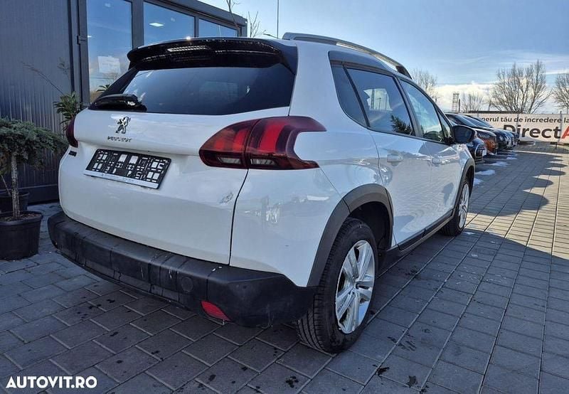 Second-hand Peugeot 2008 82 CP (60 kW) 2019 Culoarealb SUV