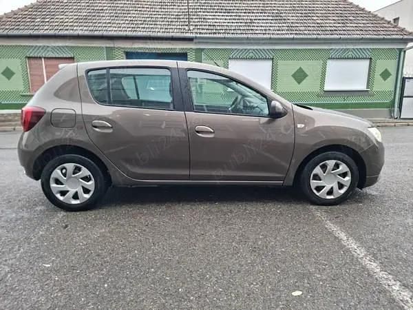 Second-hand Dacia Sandero 90 CP (66 kW) 2019 Maro Hatchback