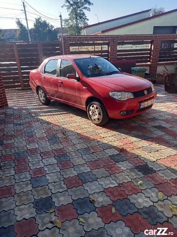 Rosu Utilizat 2008 Fiat Albea Berlinǎ | 1.800 EUR (Super Preț) - Imagine 1/4