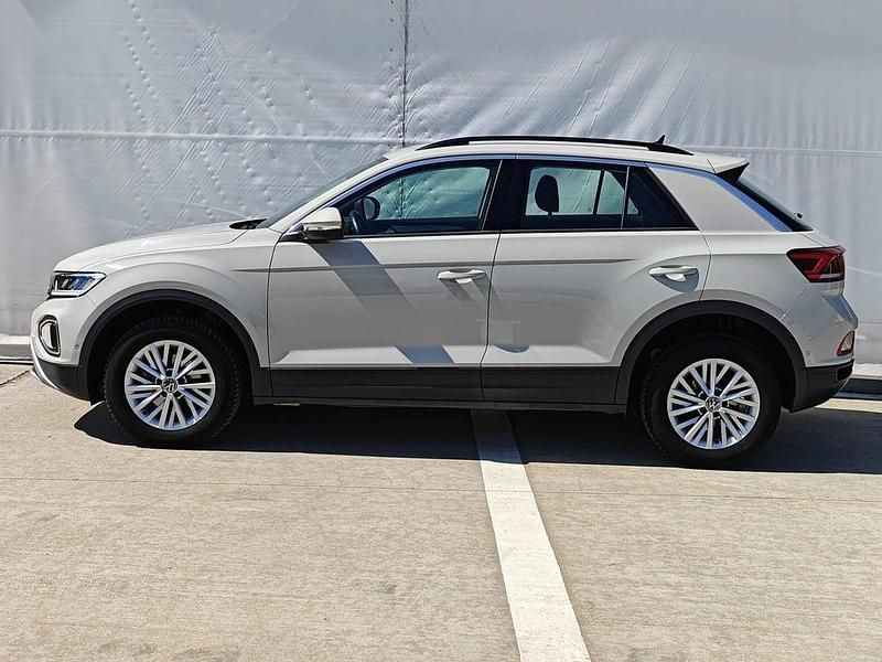 Second-hand VW T-Roc Life 150 CP (110 kW) 2023 Gri mediu  normal SUV
