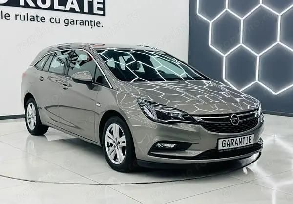 Second-hand Opel Astra Active 110 CP (80 kW) 2016 Culoareverde Break