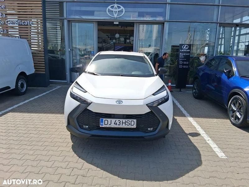 Nouă Toyota C-HR 122 CP (89 kW) 2025 Culoarealb SUV