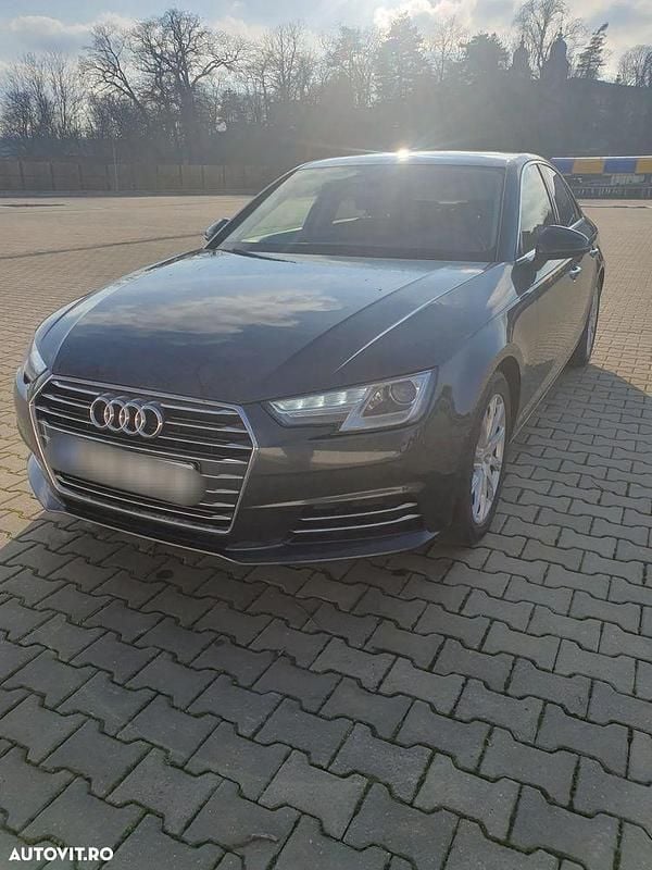 Second-hand Audi A4 Ambition 150 CP (110 kW) 2016 Culoaregri Berlinǎ