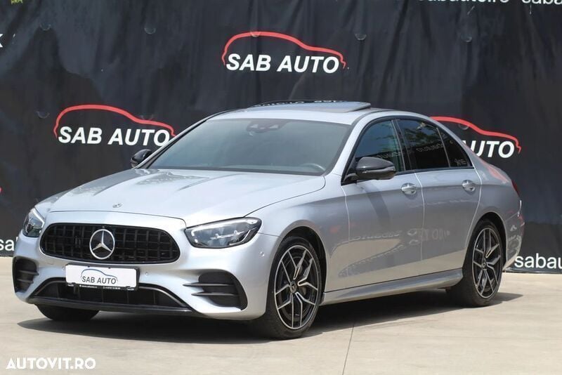 Gri Utilizat 2021 Mercedes E300 Berlinǎ | 41.999 EUR - Imagine 1/4
