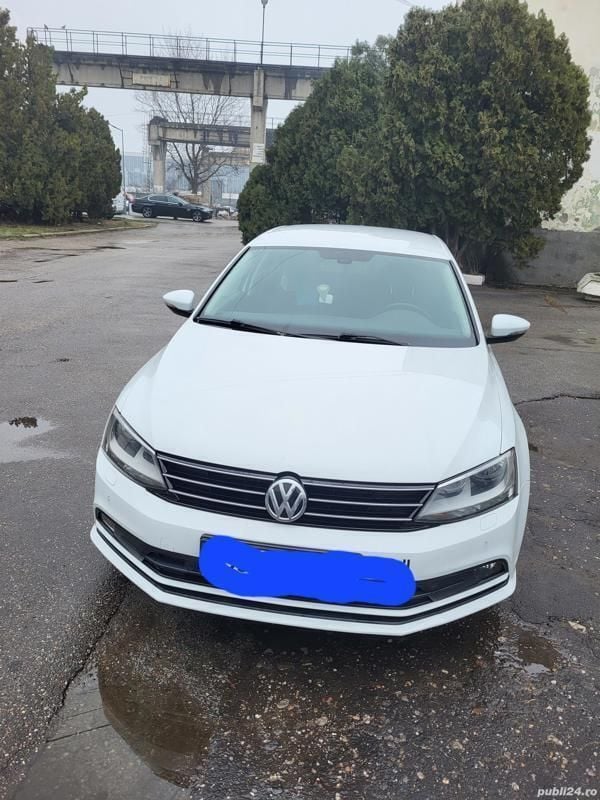 Utilizat 2016 VW Jetta Berlinǎ | 8.500 EUR (Preț OK) - Imagine 1/4