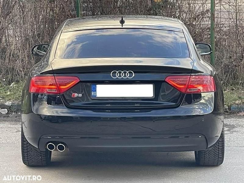 Second-hand Audi A5 177 CP (130 kW) 2013 Culoarenegru Coupe