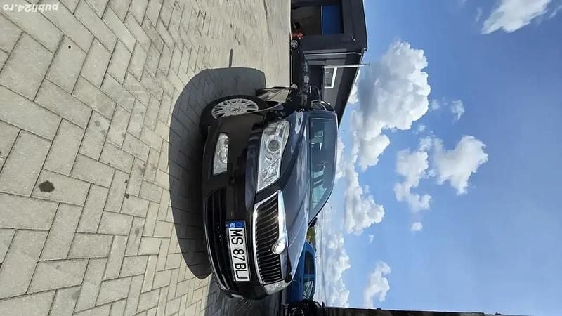 Negru Utilizat 2010 Skoda Octavia Berlinǎ | 5.000 EUR (Preț OK) - Imagine 1/4